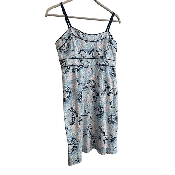 New Vineyard Vines Blue Floral Mosaic Print Dress in Jake Blue Size: 8 Medium - Picture 3 of 8